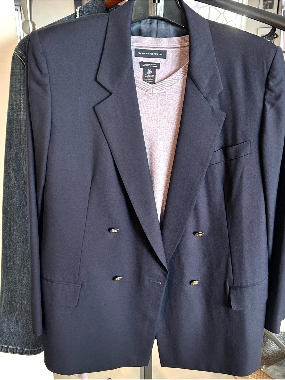 Burberry Men's Navy Double-Breasted blazer light weight